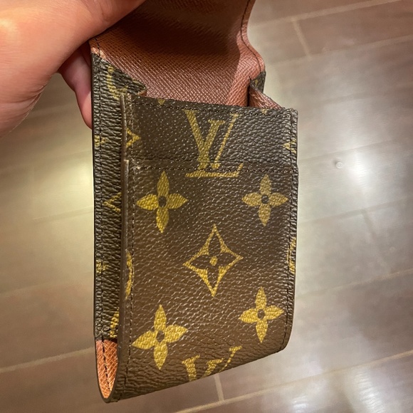 Louis Vitton Case for Classy Purse Organization - Picture 5 of 11